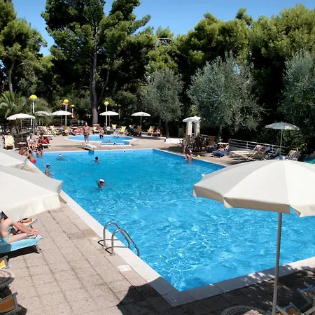 Villaggio Turistico Delfino Semesterpark 3*