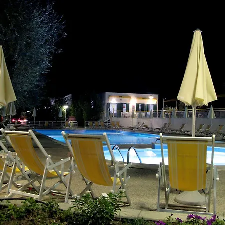 Semesterpark Villaggio Turistico Delfino 3*